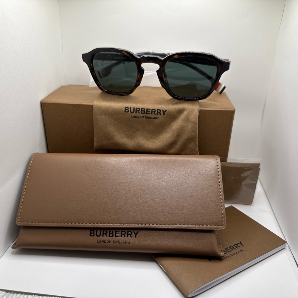 Burberry BE4378U 300271 PERCY DARK HAVANA Dark Green S:49 T:150 New & Authentic